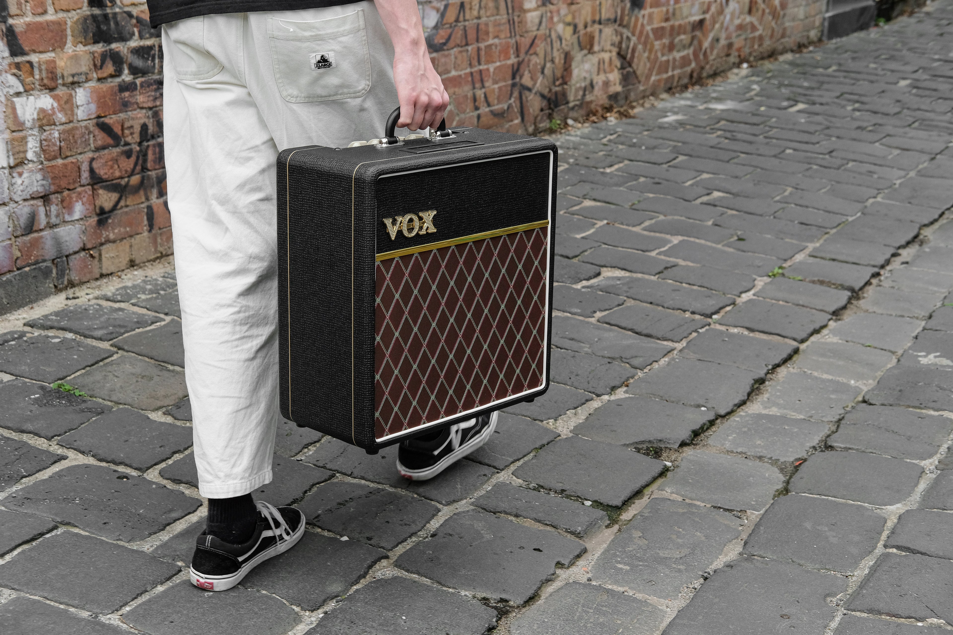 Electric Guitar Amplifiers