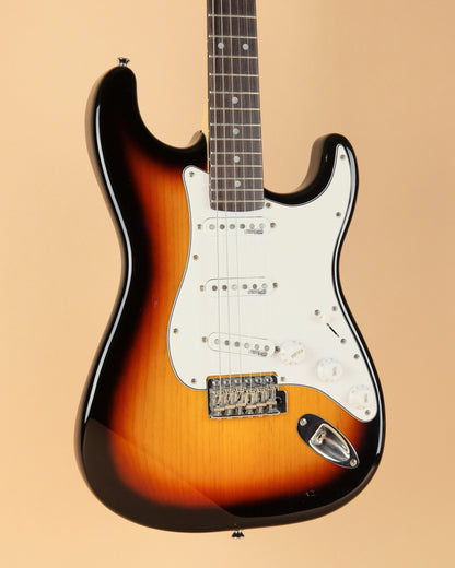 Vintage ReIssued V6 Sunburst (Second-Hand)