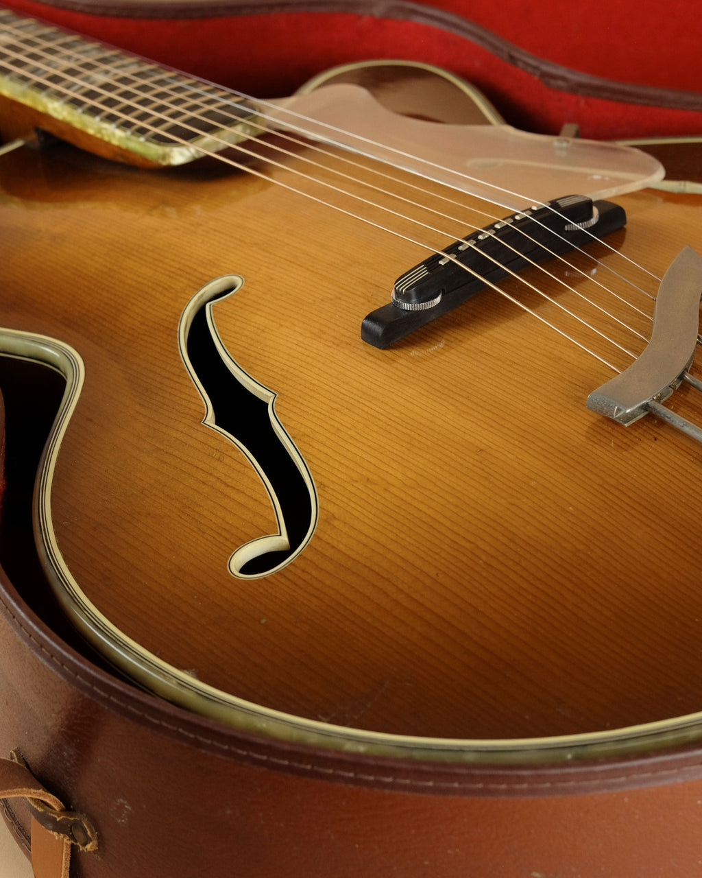 1958 Hofner Committee Brunette