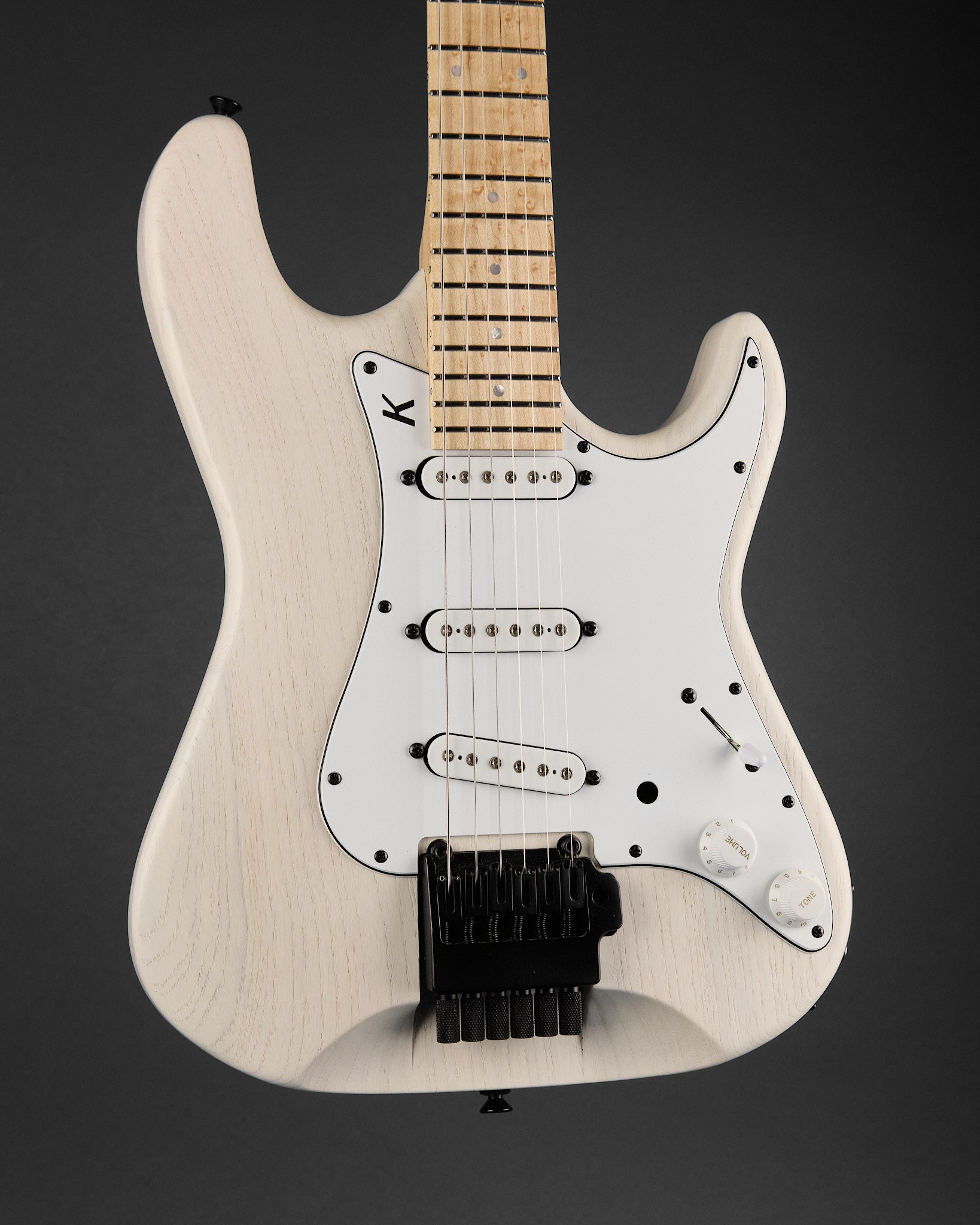 Kiesel Delos White (Second-Hand)