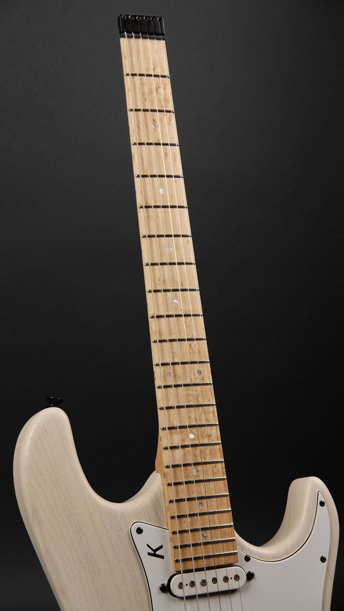 Kiesel Delos White (Second-Hand) – Replay Guitars