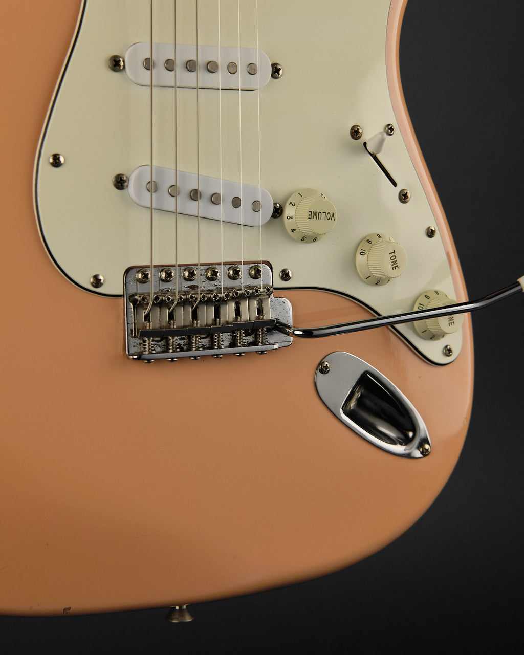 1990s Fender ST-38 Standard Stratocaster Salmon Pink
