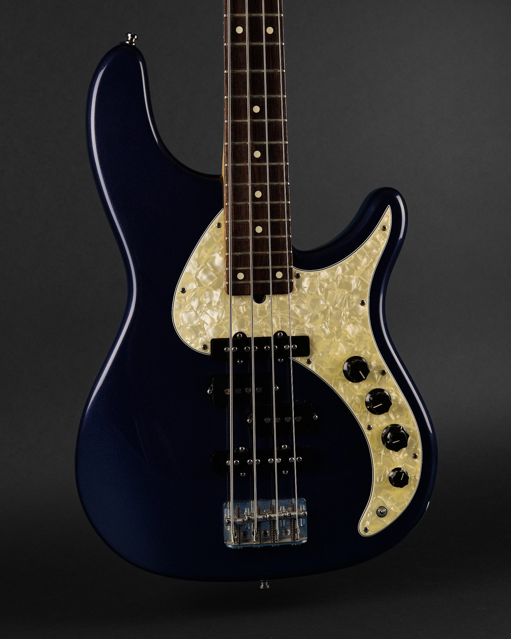 2000 Fender Stu Hamm Urge II Bass Bright Sapphire Metallic