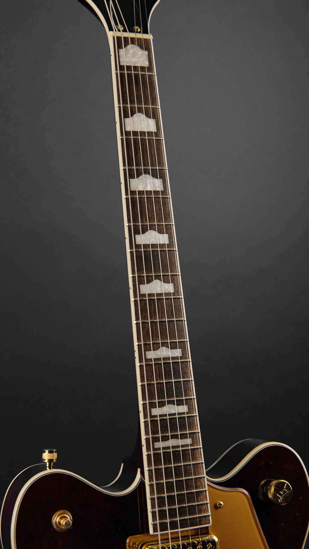 Gretsch G5422TG Electromatic Classic With Bigsby Walnut Stain (Second-Hand)