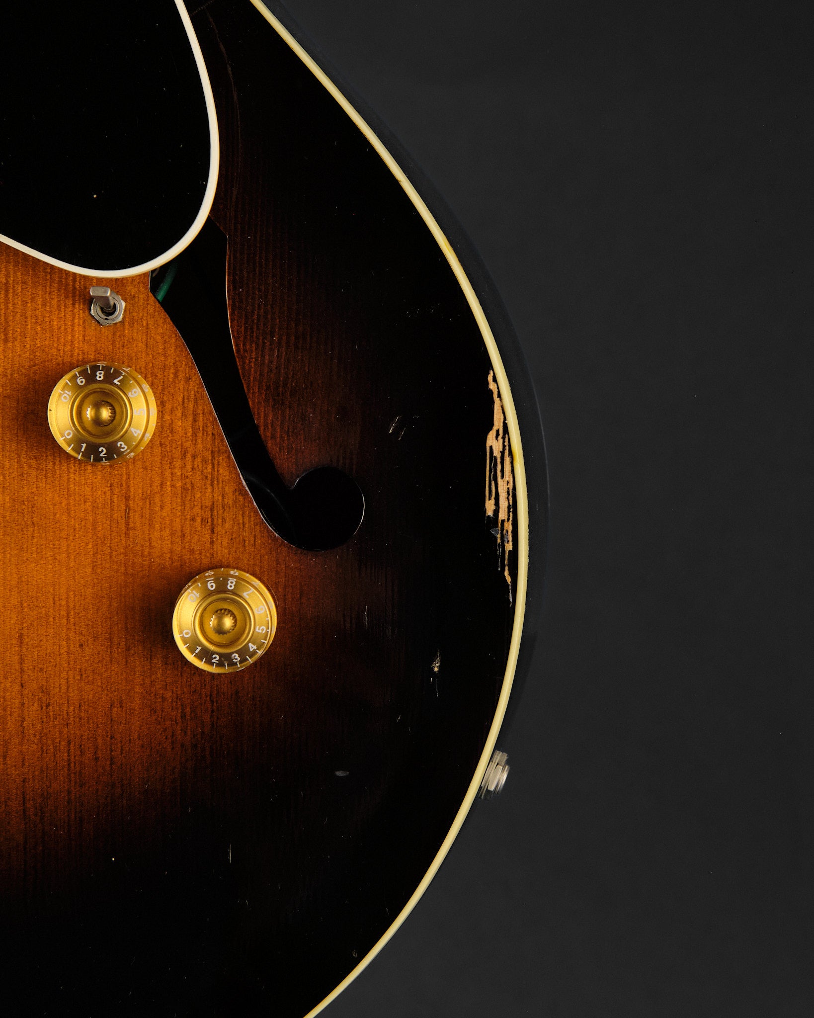 Sumi Archtop Sunburst (Second-Hand)
