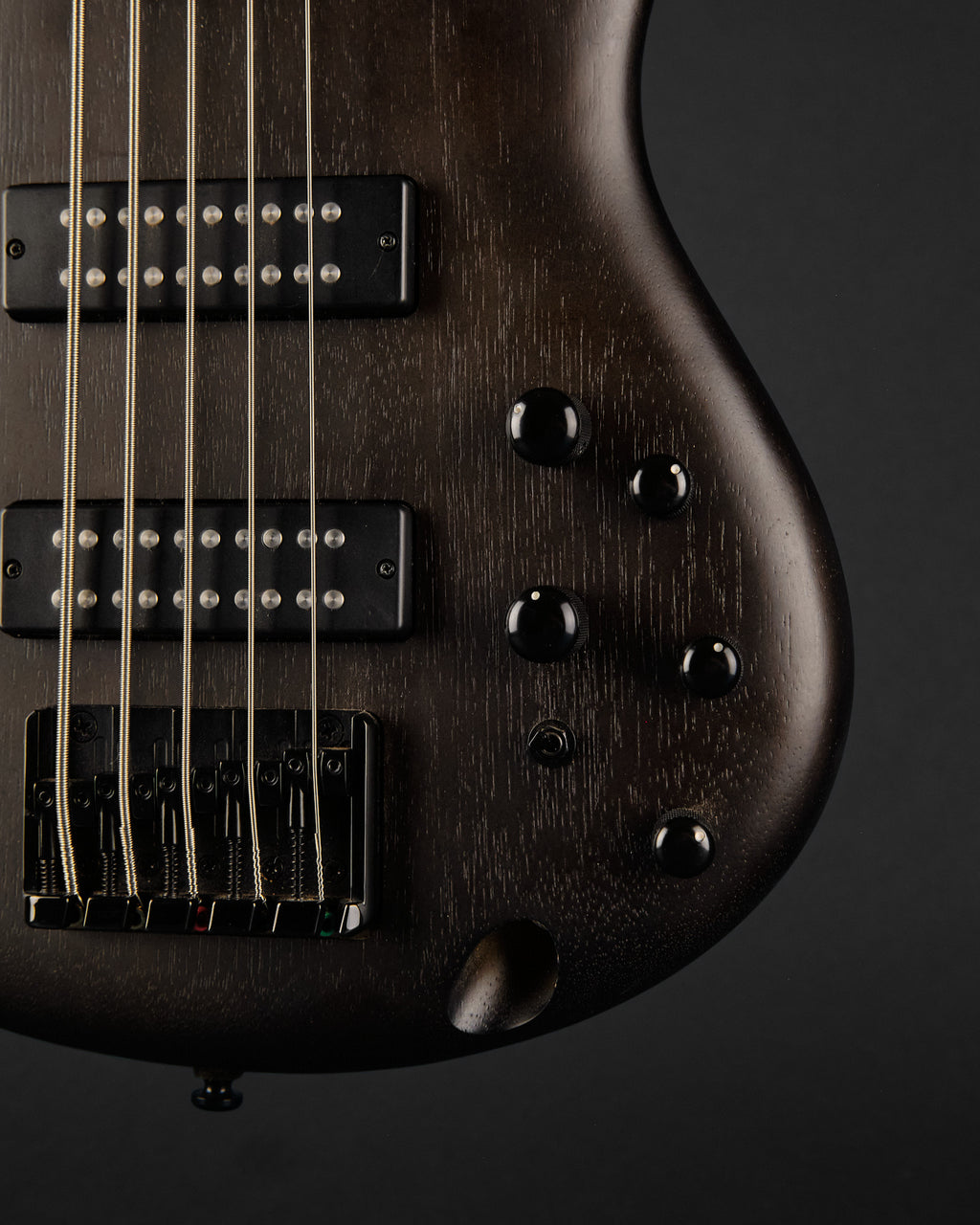 Soundgear by Ibanez SR305B 5-String Bass Weathered Black (Second-Hand)