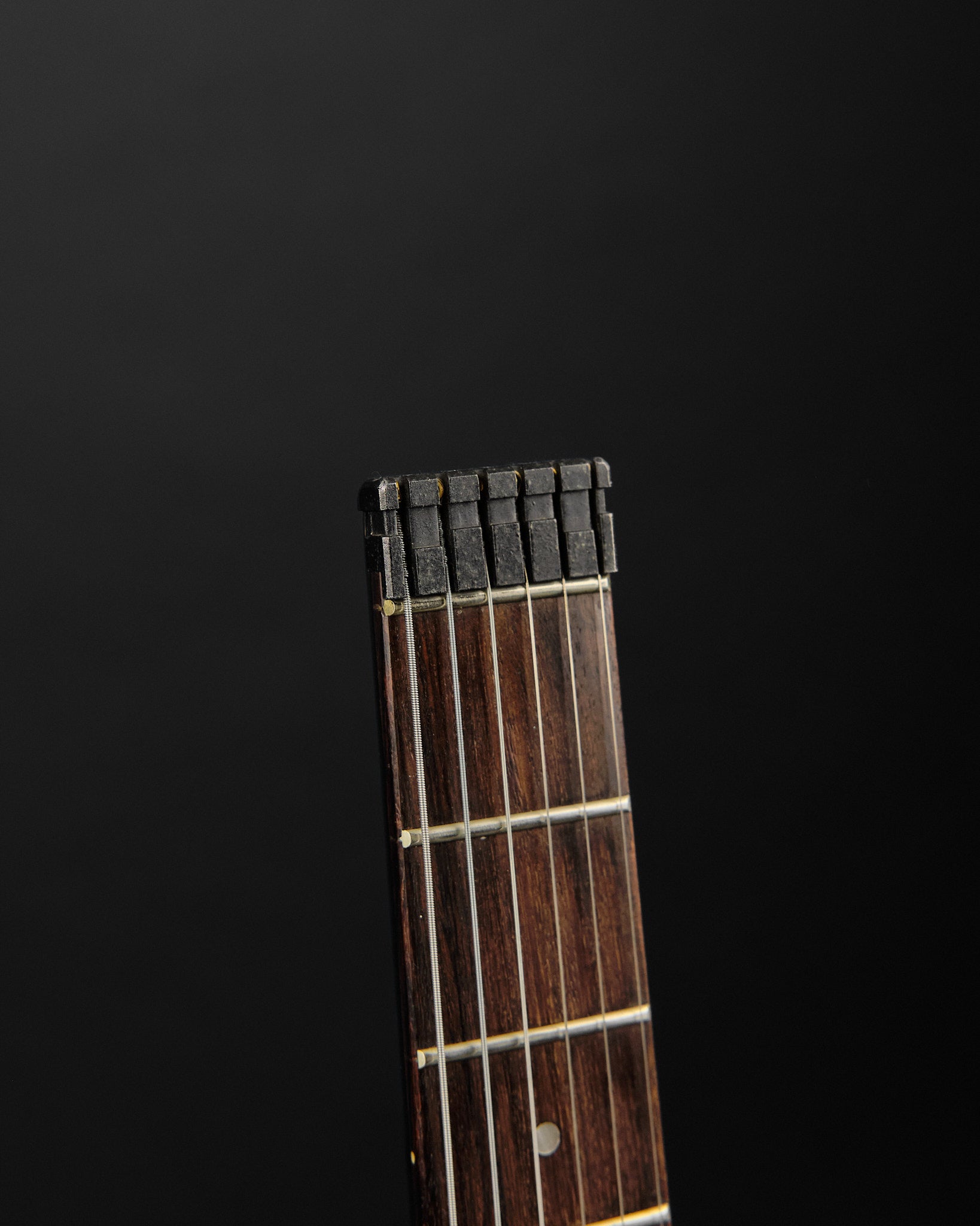 1987 Hohner G2 Tremolo Black