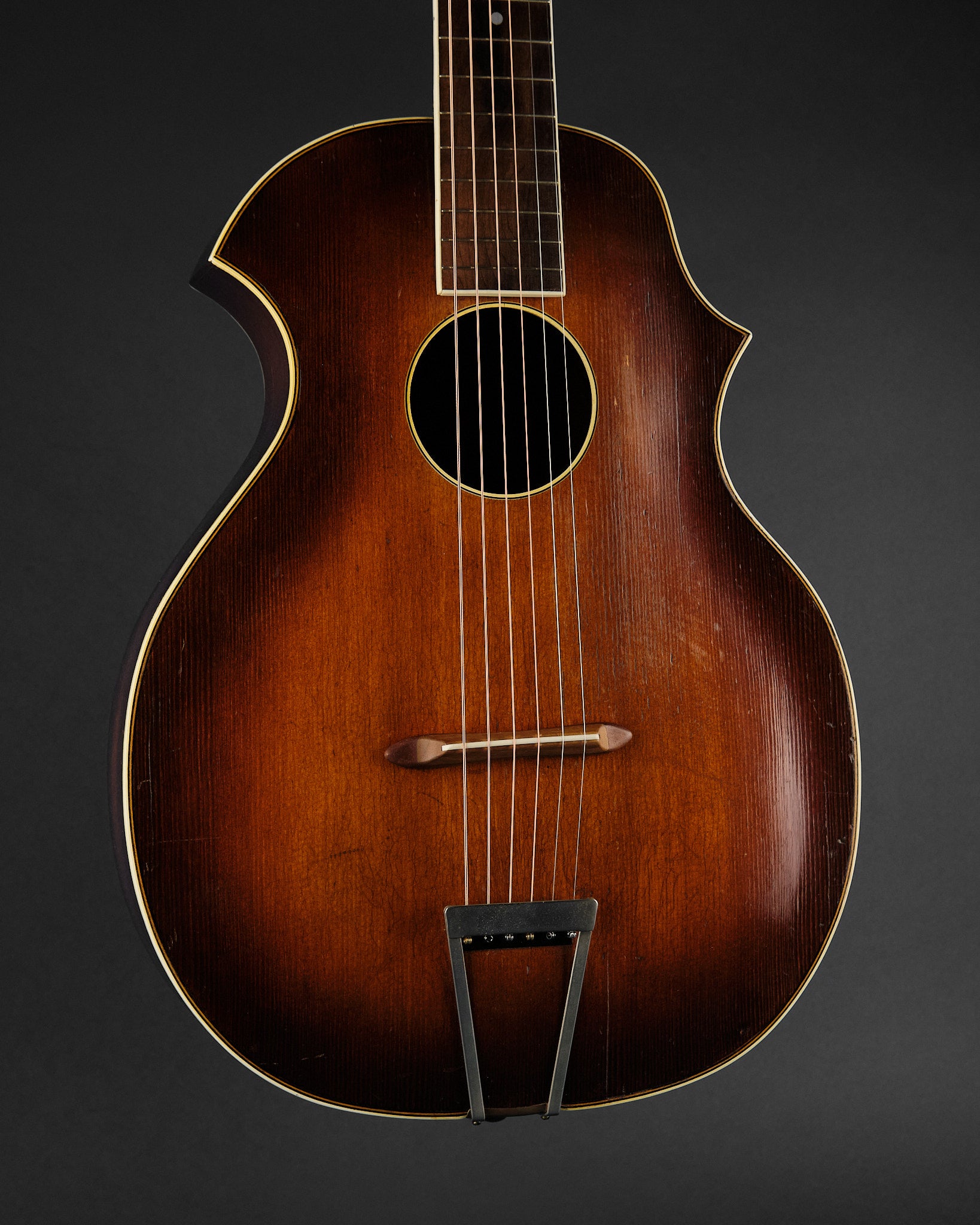 1930s Kay Kraft Style A Venetian Spruce