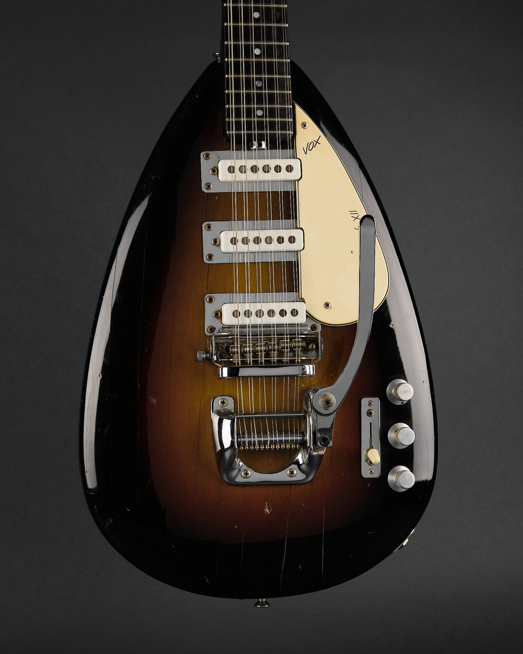 1966 Vox V223 Mark XII 'Teardrop' Sunburst