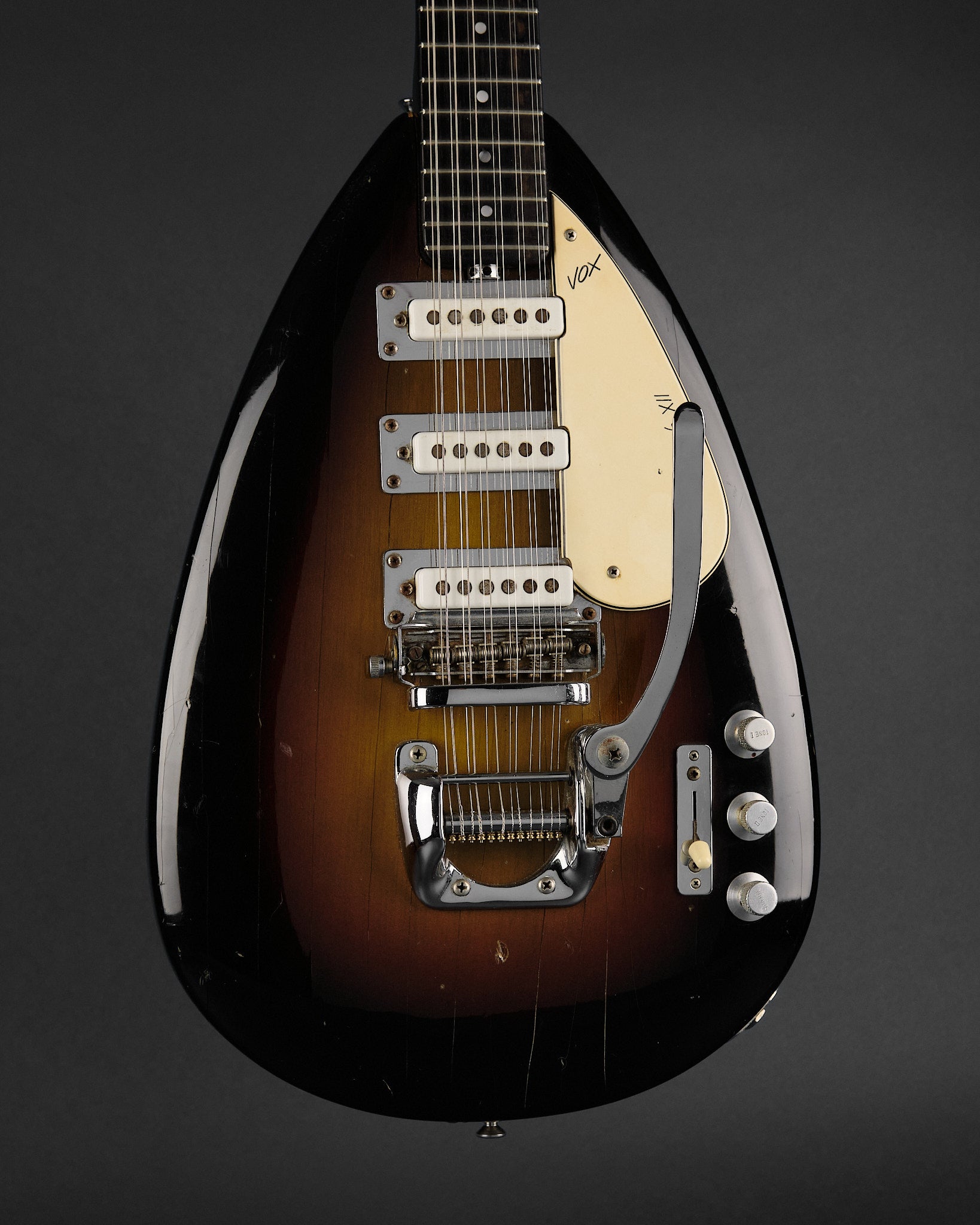 1966 Vox V223 Mark XII 'Teardrop' Sunburst