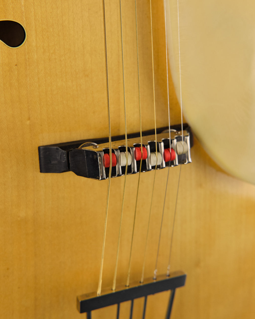 1950s Hoyer Expo Blonde