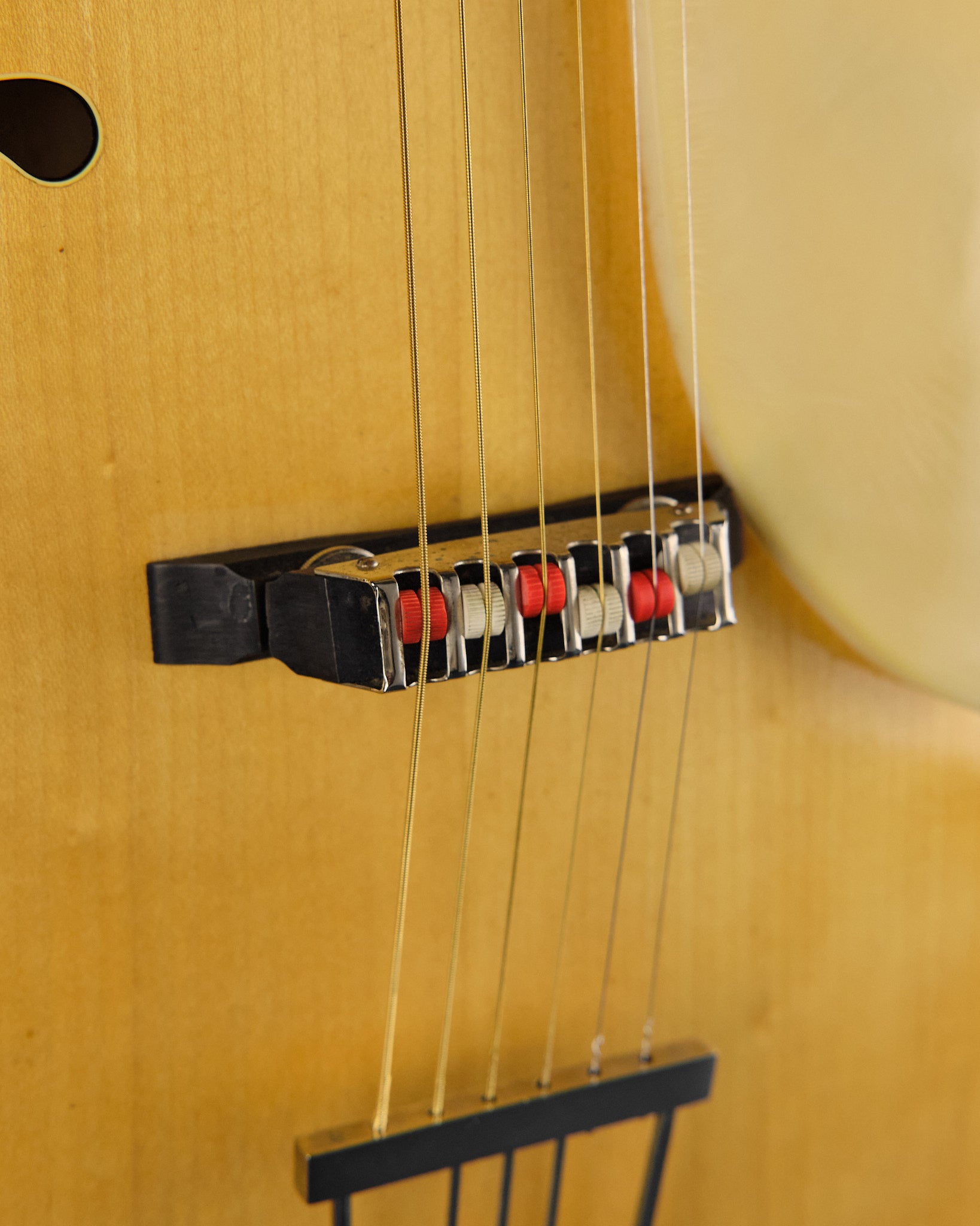 1950s Hoyer Expo Blonde