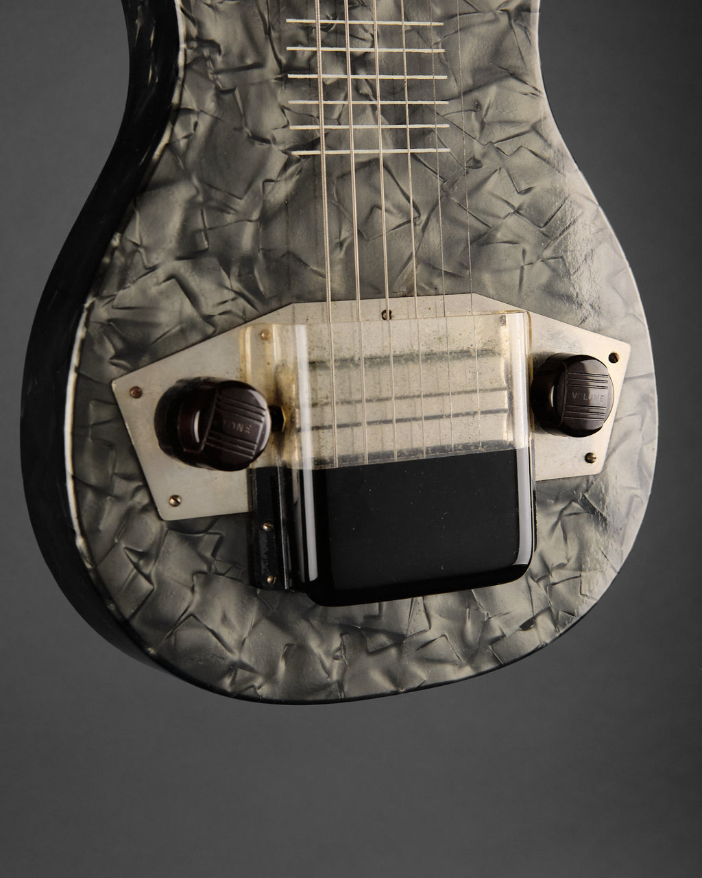 1953 Harmony H-4 Lap Steel Pearloid Grey