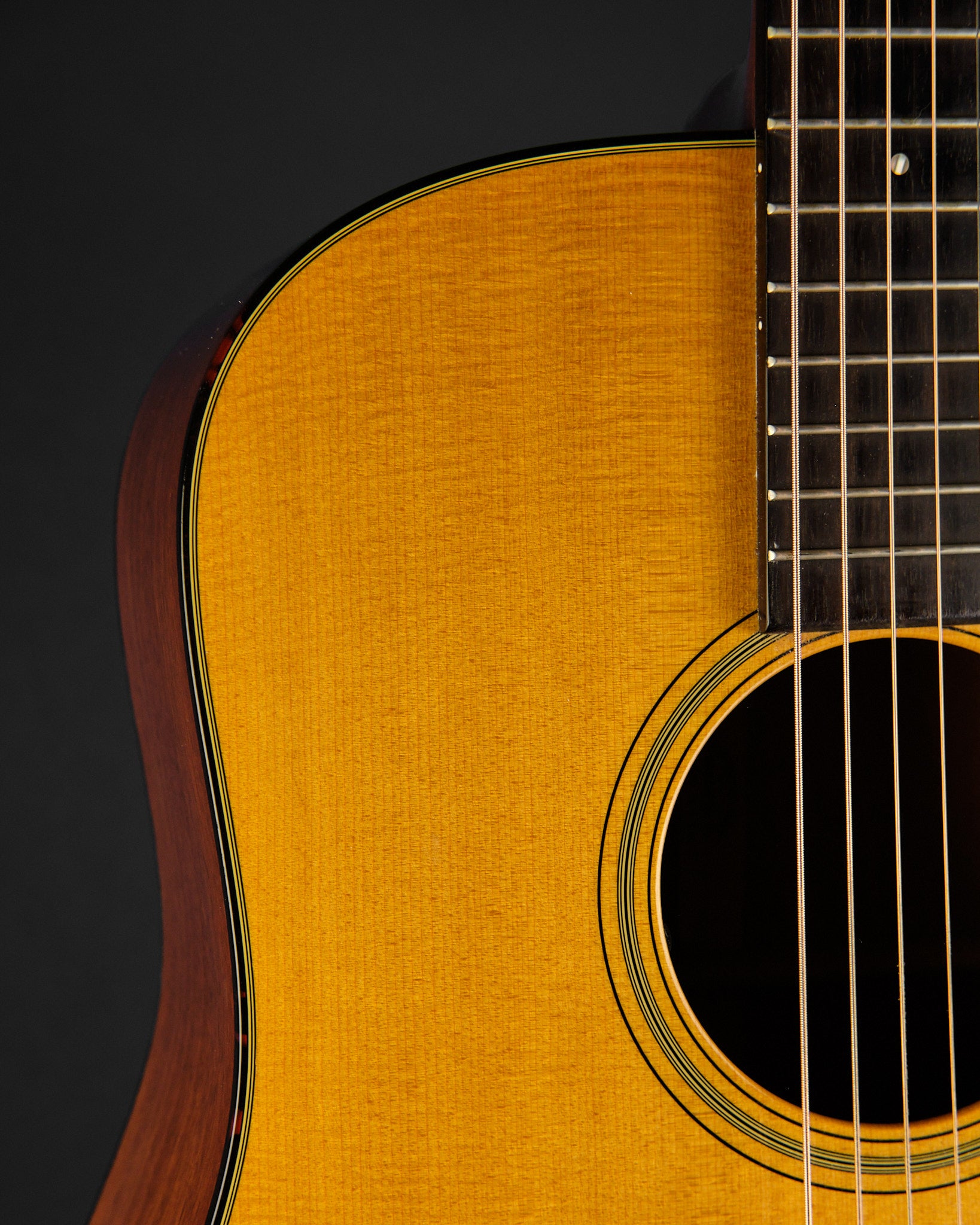 2011 Martin D-18 Standard Spruce