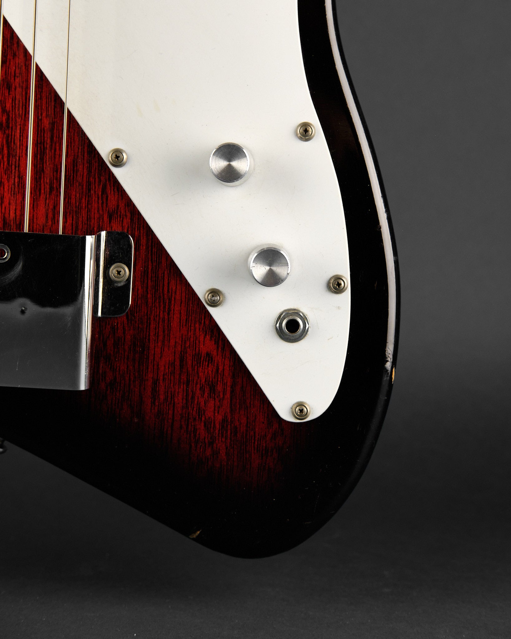 1960s Guyatone EB-8 Red Burst