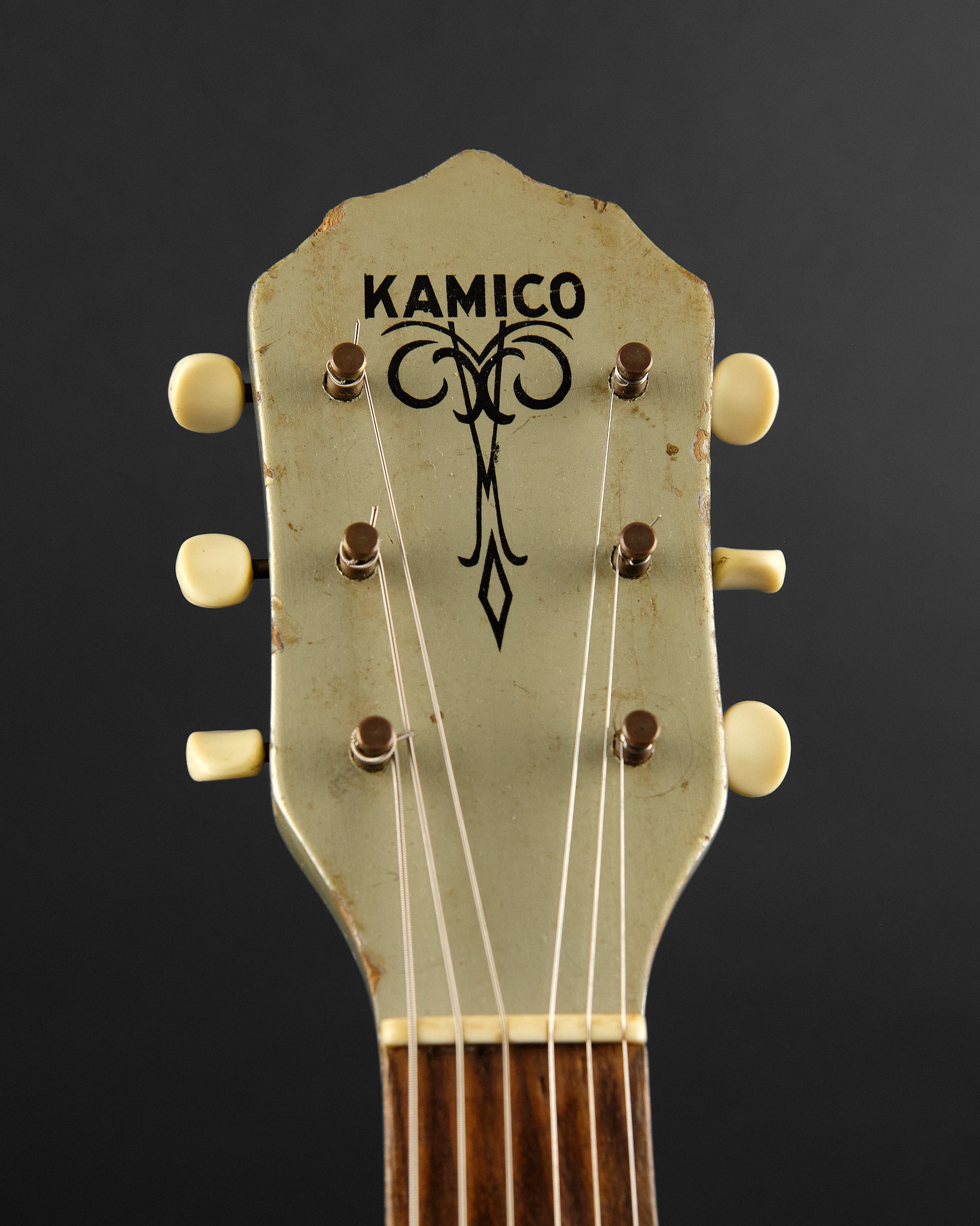1957 Kamico K-136 Two Tone