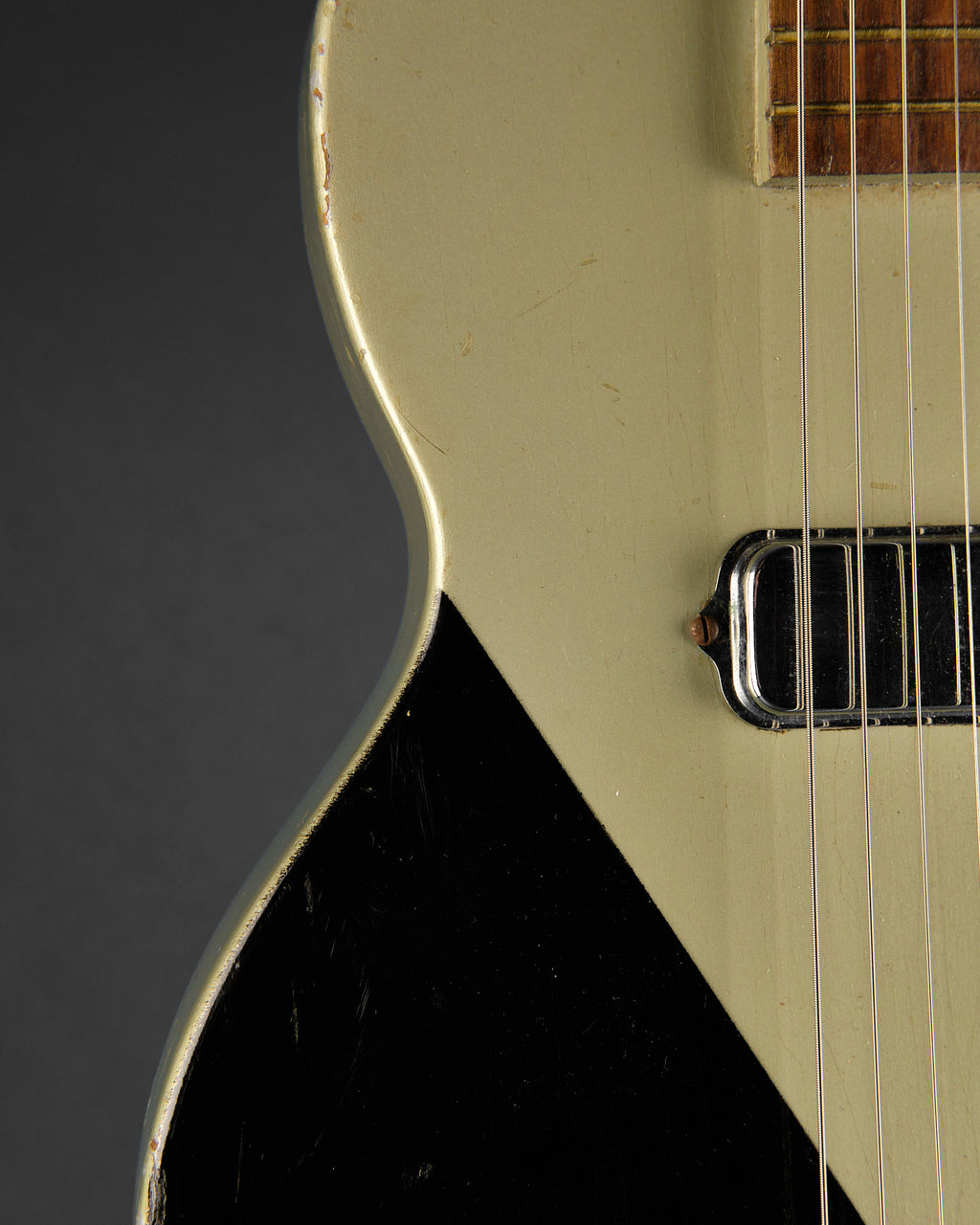 1957 Kamico K-136 Two Tone