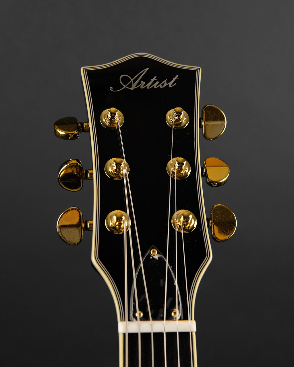 Artist AP97BB Black (Second-Hand)