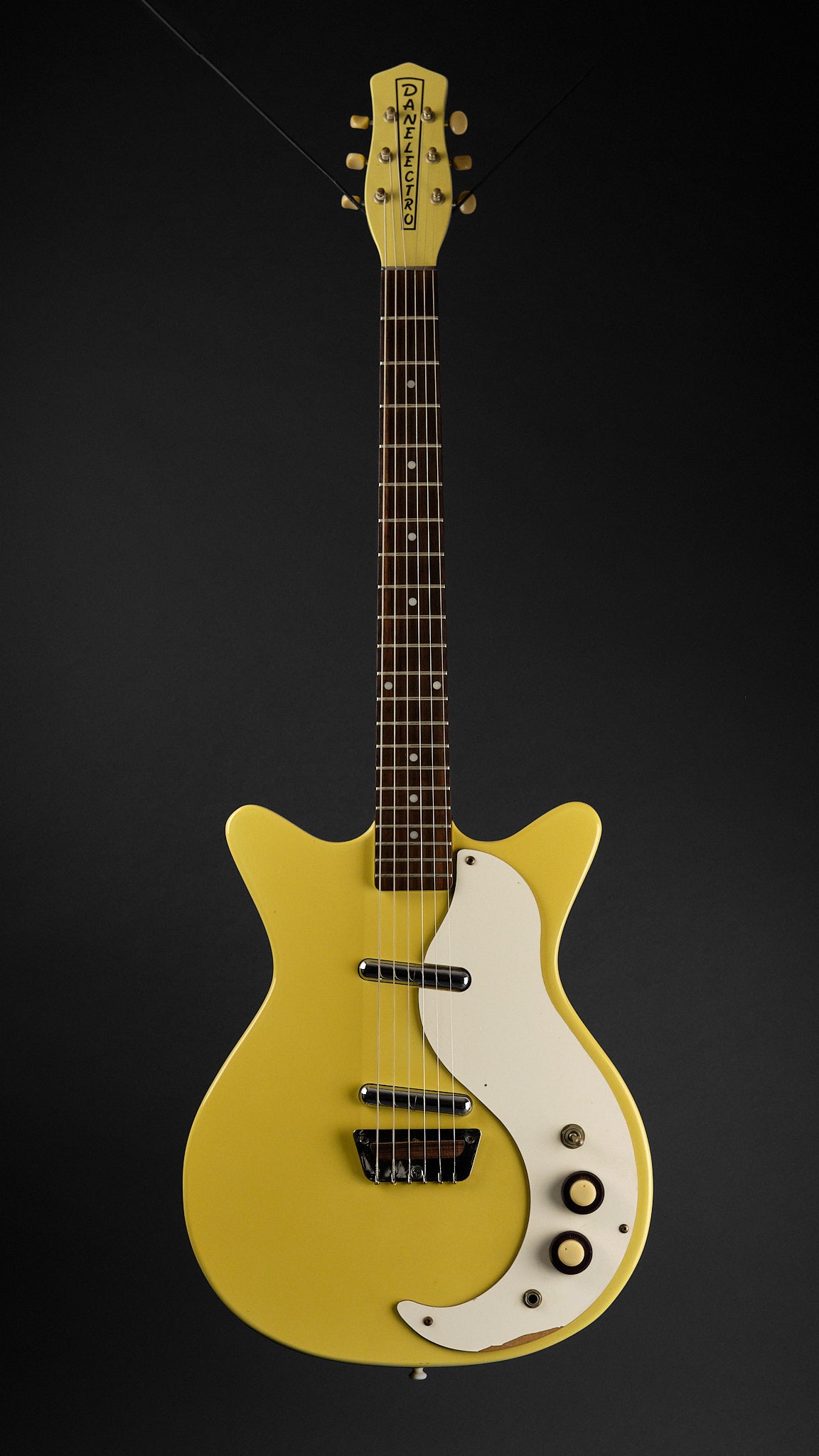 1990s Danelectro DC-59 Daddy-O Yellow - full front | Replay Guitars