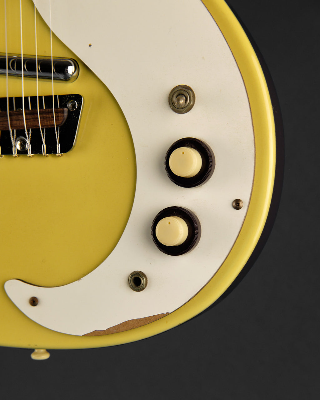 1990s Danelectro DC-59 Daddy-O Yellow - detail photo 2 | Replay Guitars