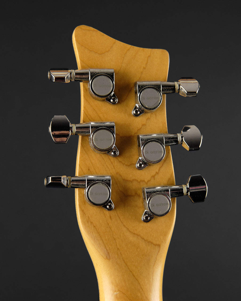 Danelectro Hodad with Tremolo Red (Second-Hand) - neck front | Replay Guitars
