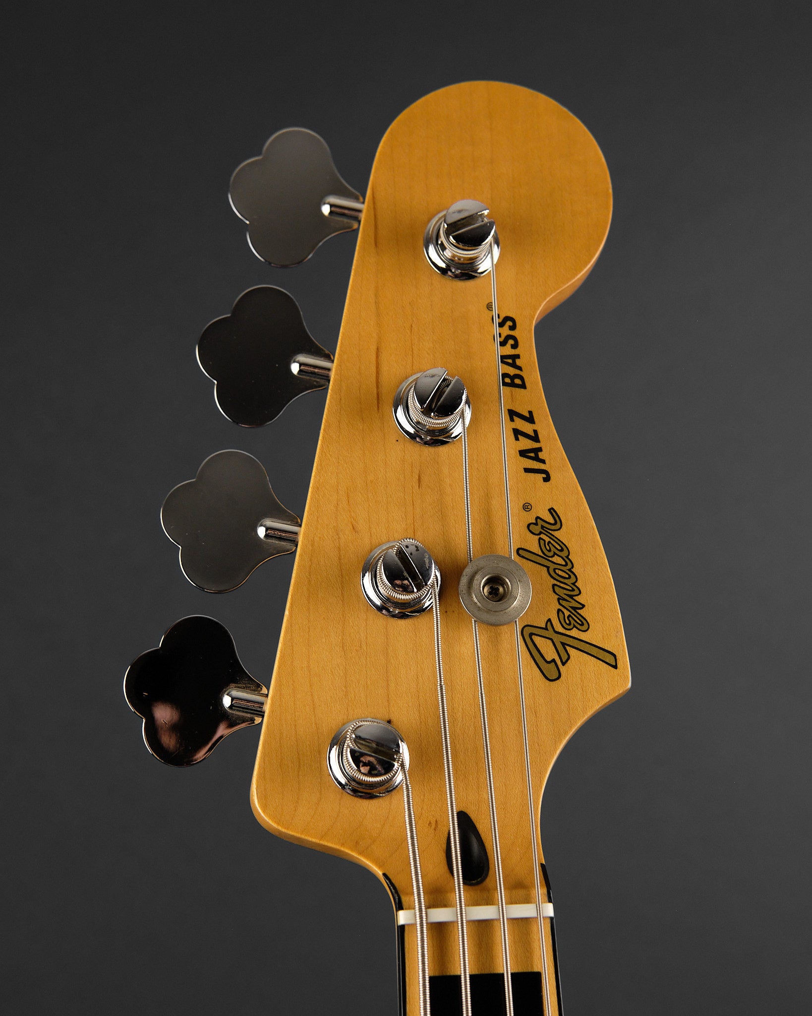 2017 Fender Deluxe Active Jazz Bass Natural