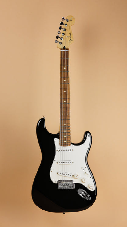 2021 Fender Player Stratocaster Black