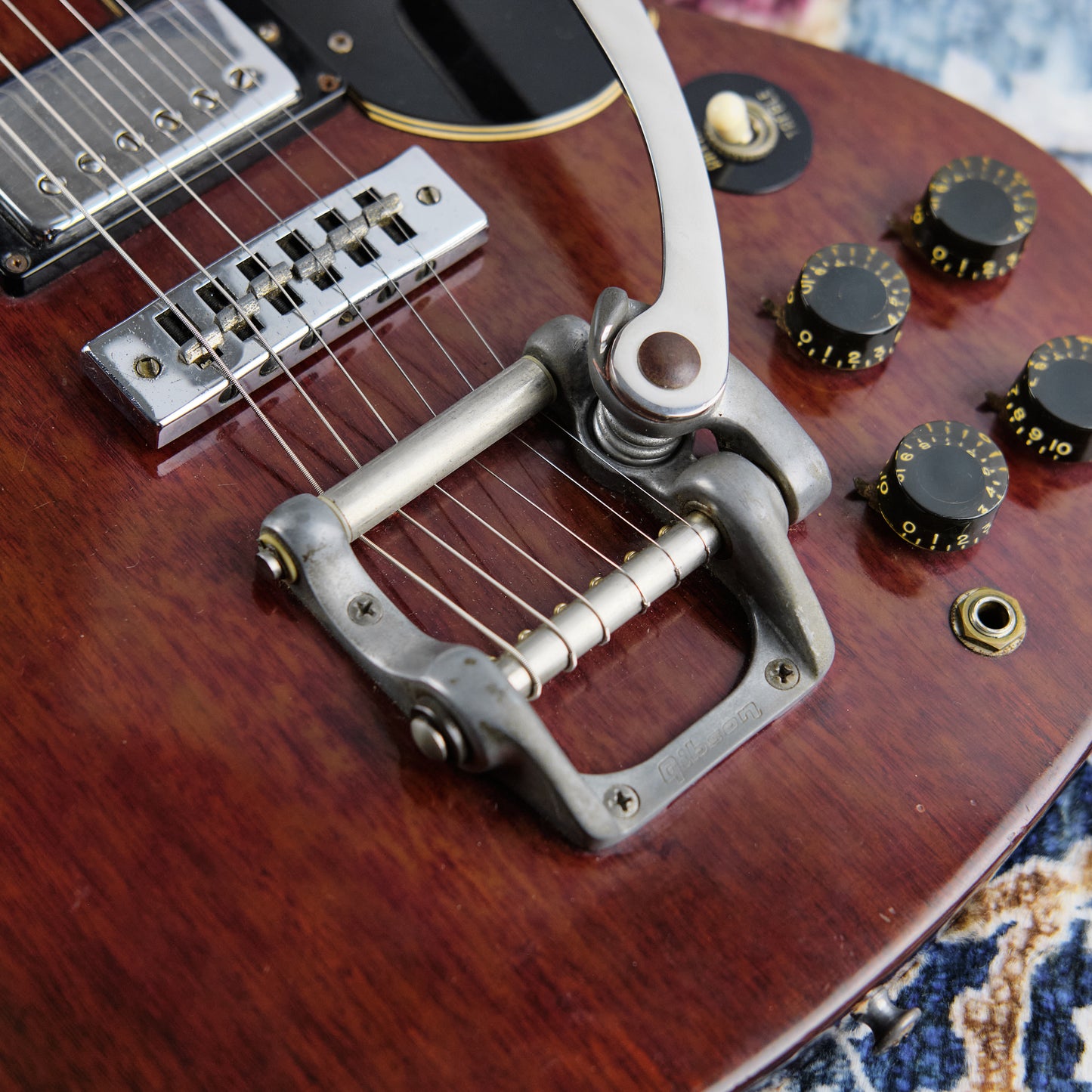 1974 Gibson SG Standard Bigsby Faded Cherry