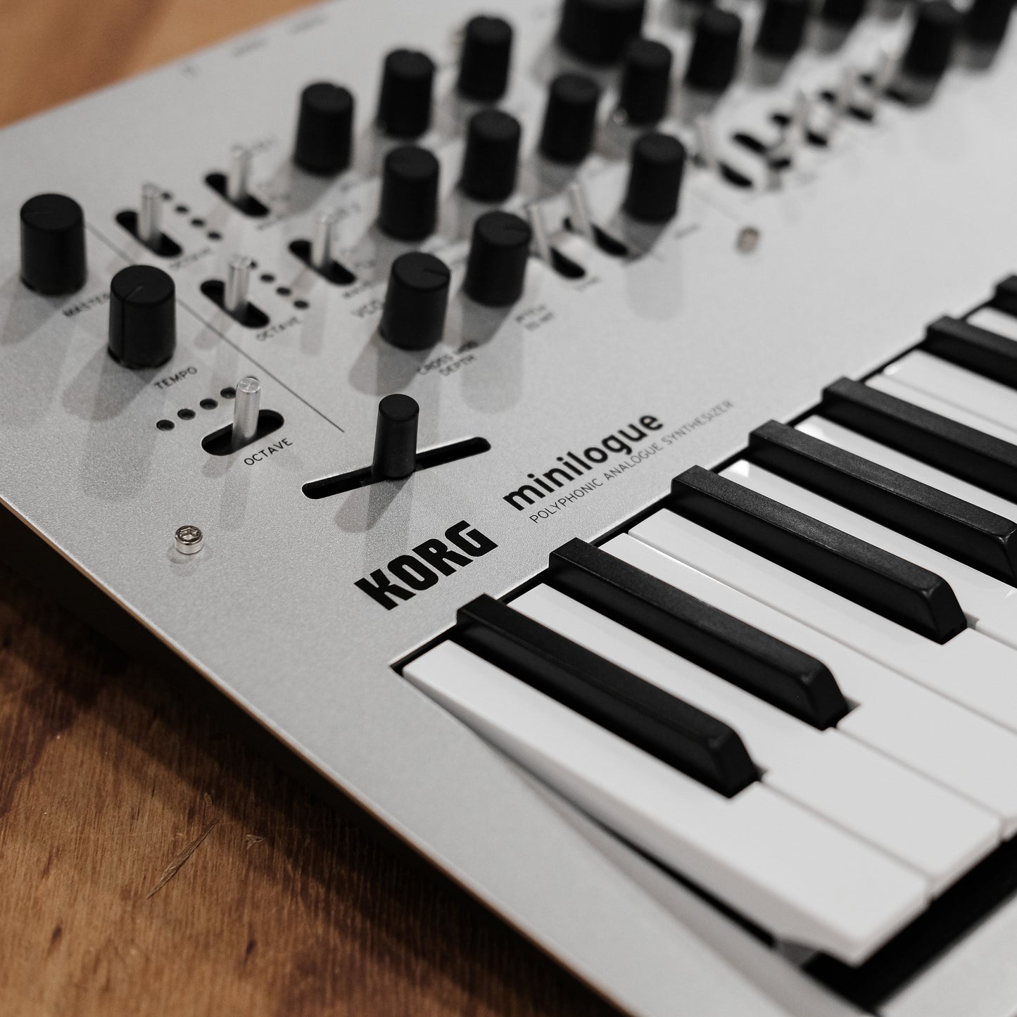 Korg Minilogue Synthesizer (Second-Hand)