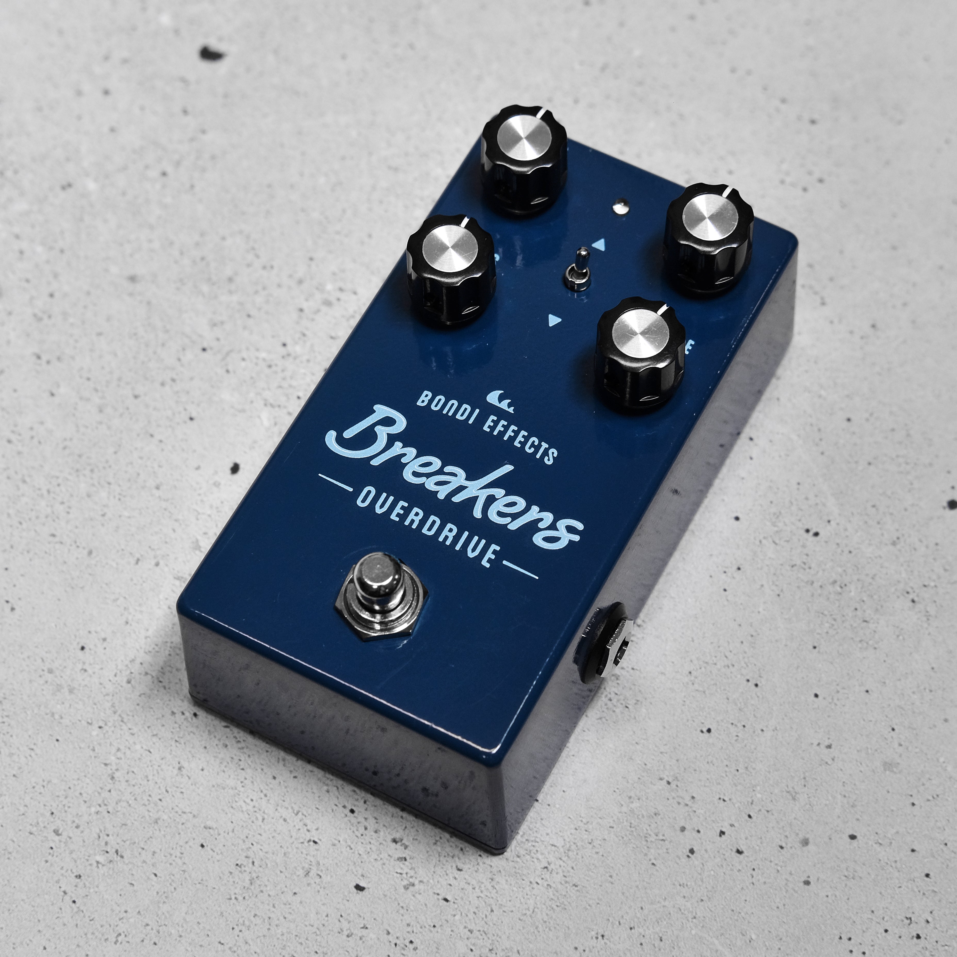 Bondi Effects Breakers Overdrive (Second-Hand)